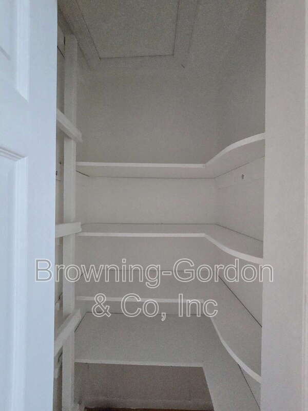 Building Photo - 927 Neuhoff Ln