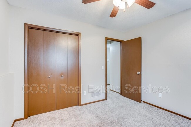 Building Photo - 307 S Seneca St