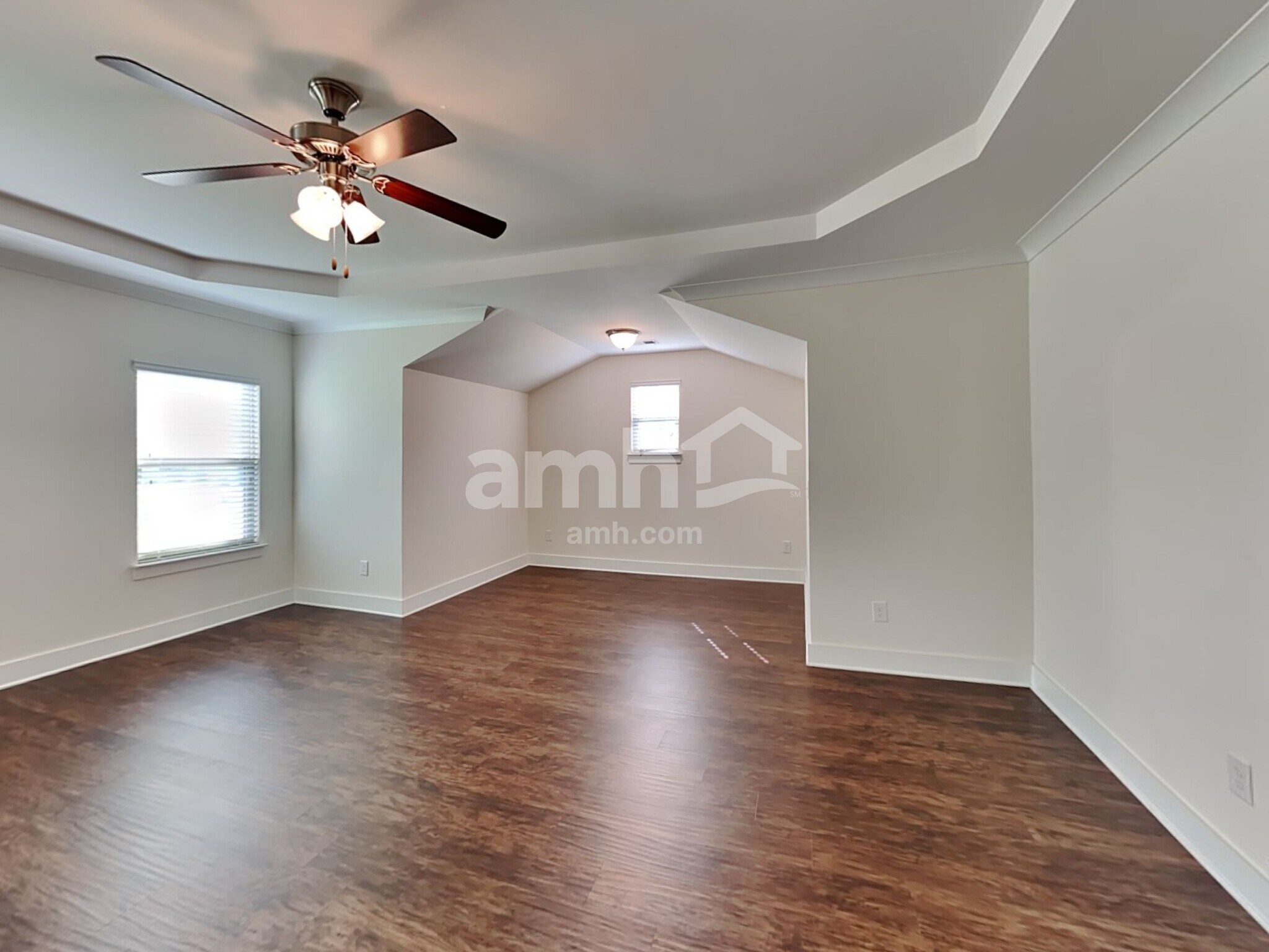 Building Photo - 1065 Adams Haven Bend