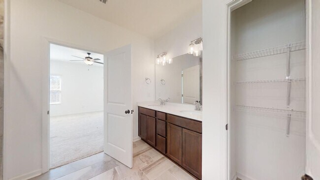 Building Photo - Mimms Trail Subdivision -SUBLEASE MAY 2026-JUNE 2027