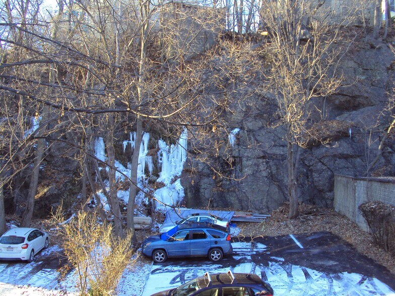 Building Photo - 21 Saint Peter St