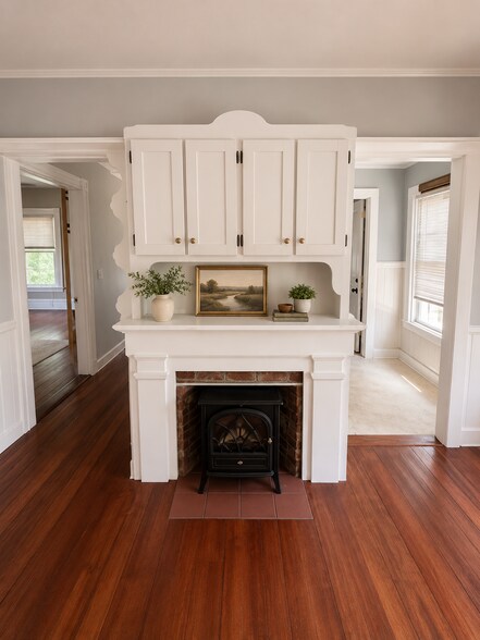 Dining Room - 53 Everett St