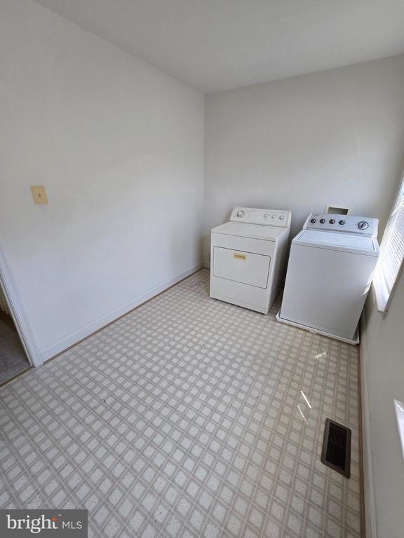 Building Photo - 11327 Wildmeadows St