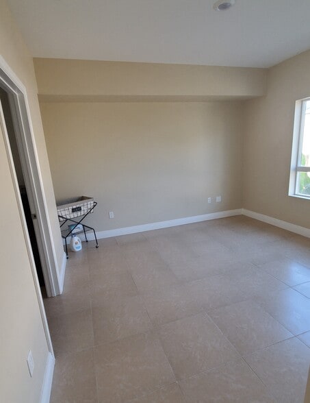 Building Photo - 1522 Lomita Blvd.