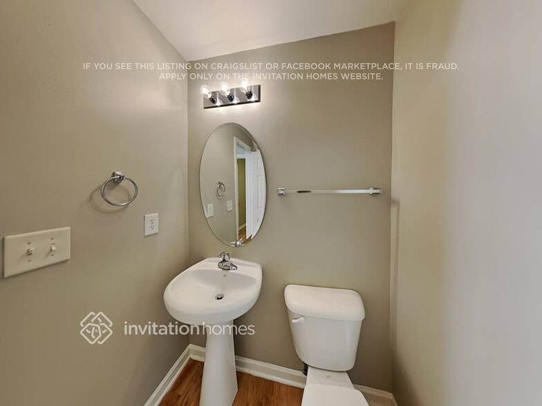 Building Photo - 7211 Hidden Creek Dr