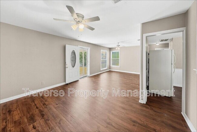 Building Photo - 1409 Oliver St