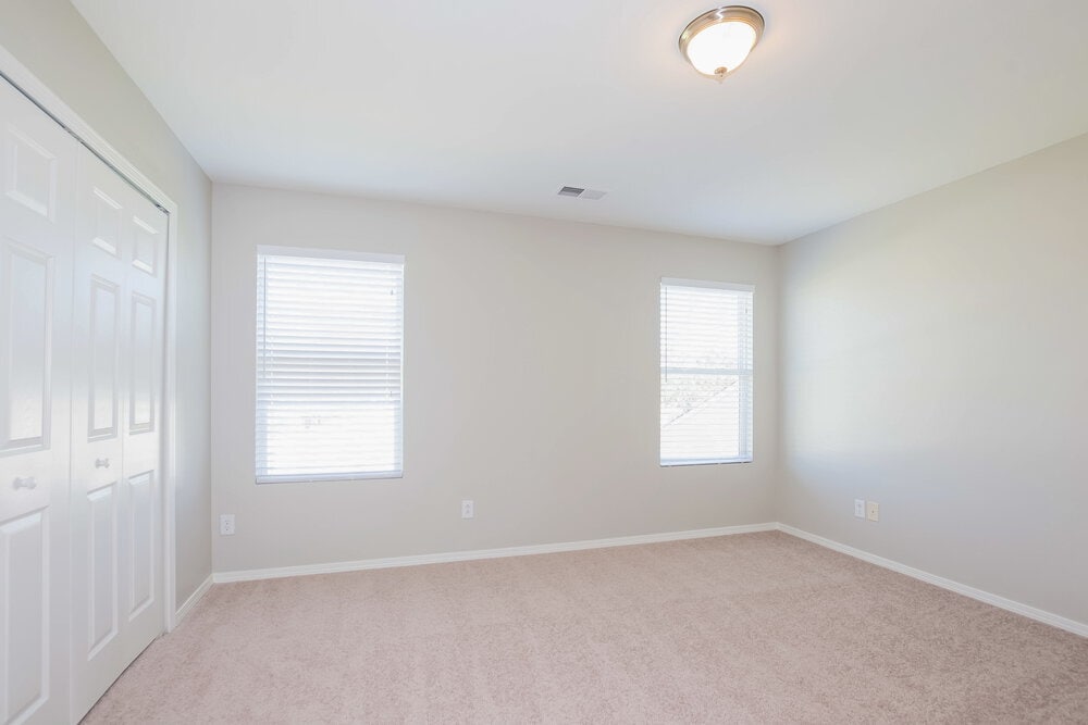 Building Photo - 8118 Rosberg Ln