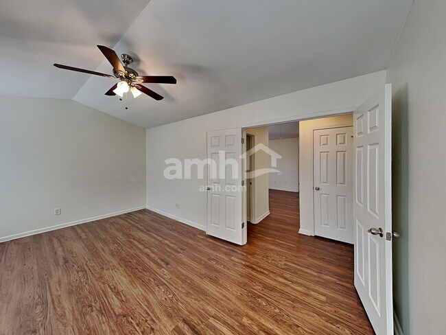 Building Photo - 10615 Spring Rain Ct