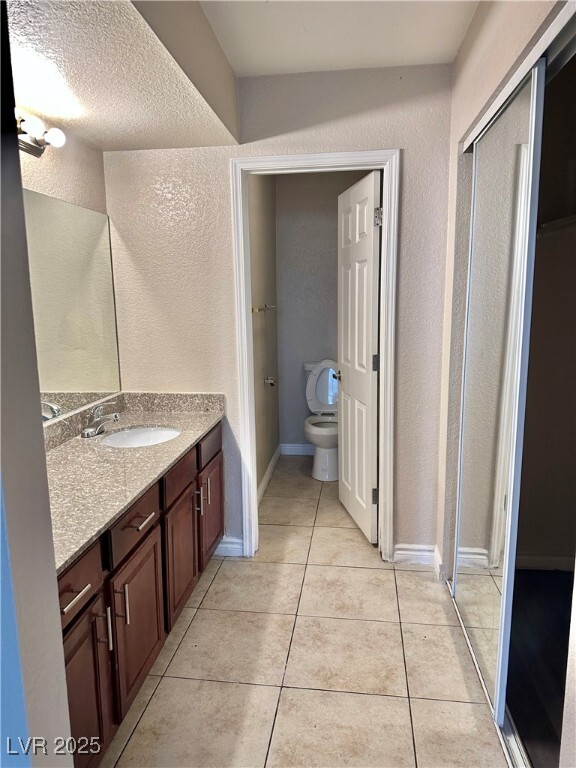 Building Photo - 2606 S Durango Dr
