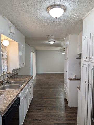 Building Photo - 1100 Marlene Dr