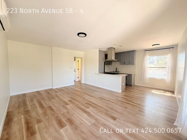 Building Photo - 223 North Avenue 58-4