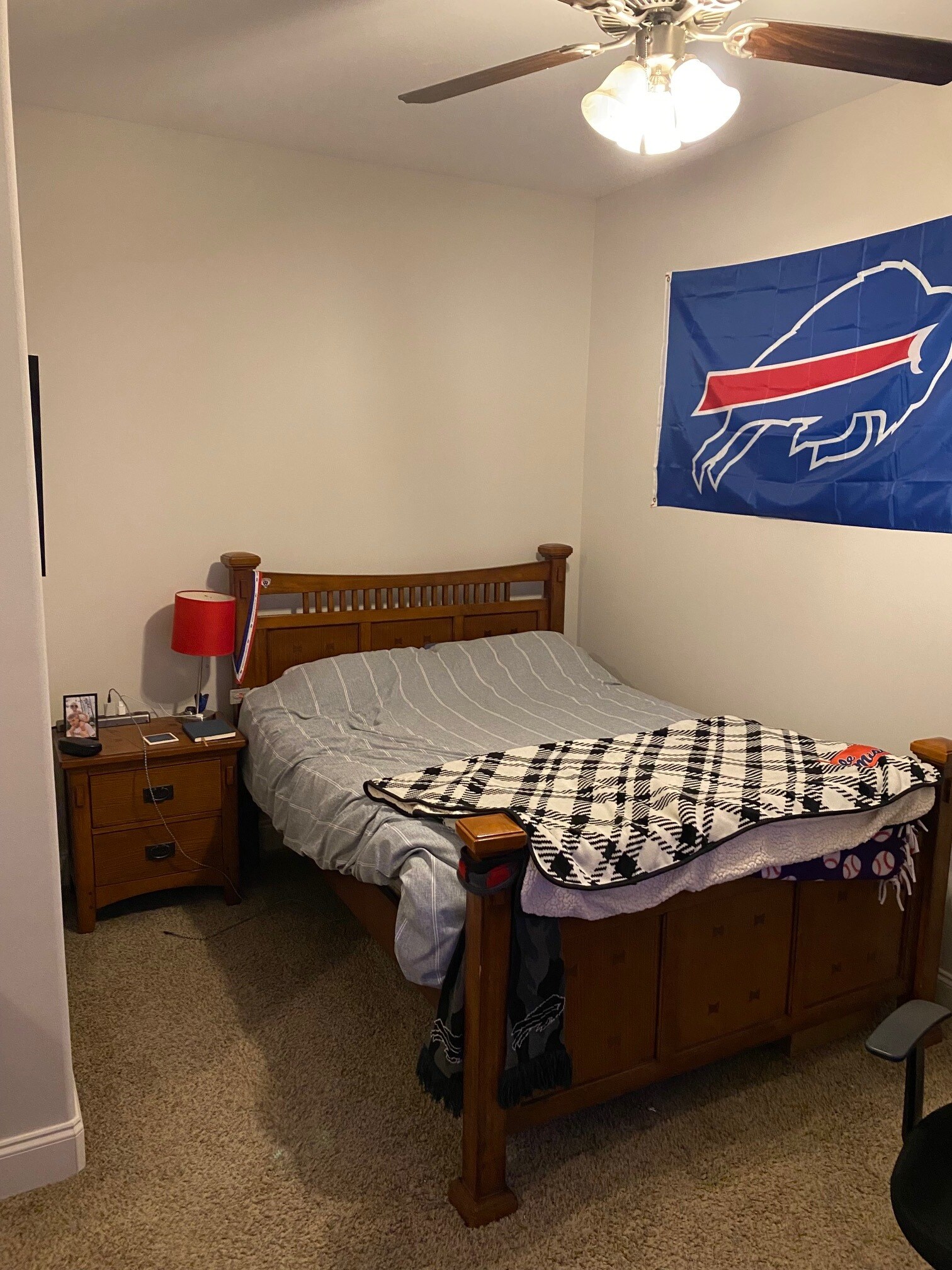 Building Photo - 318 Paul T Cir