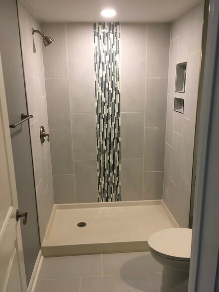 Building Photo - 2908 Historic Cir