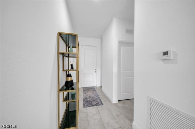Building Photo - 1064 Calumet Cir