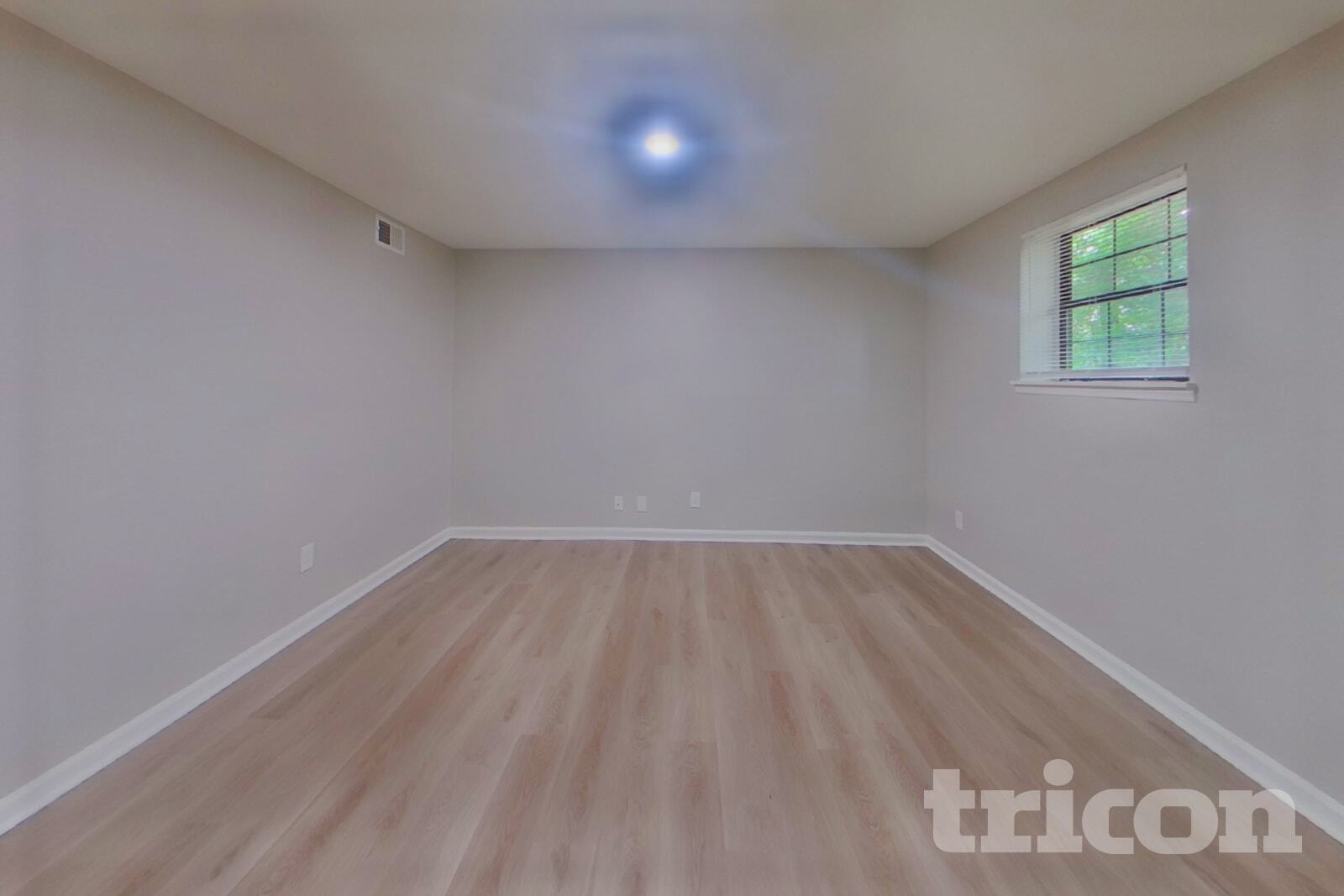 Building Photo - 3060 Orbit Cir