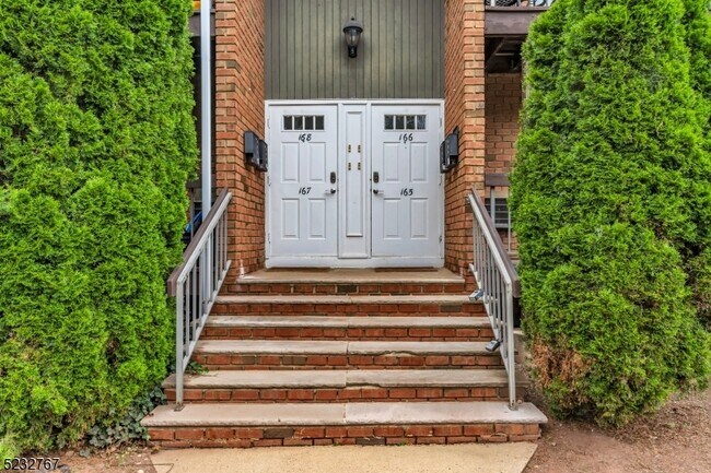 Building Photo - 514 Andria Ave