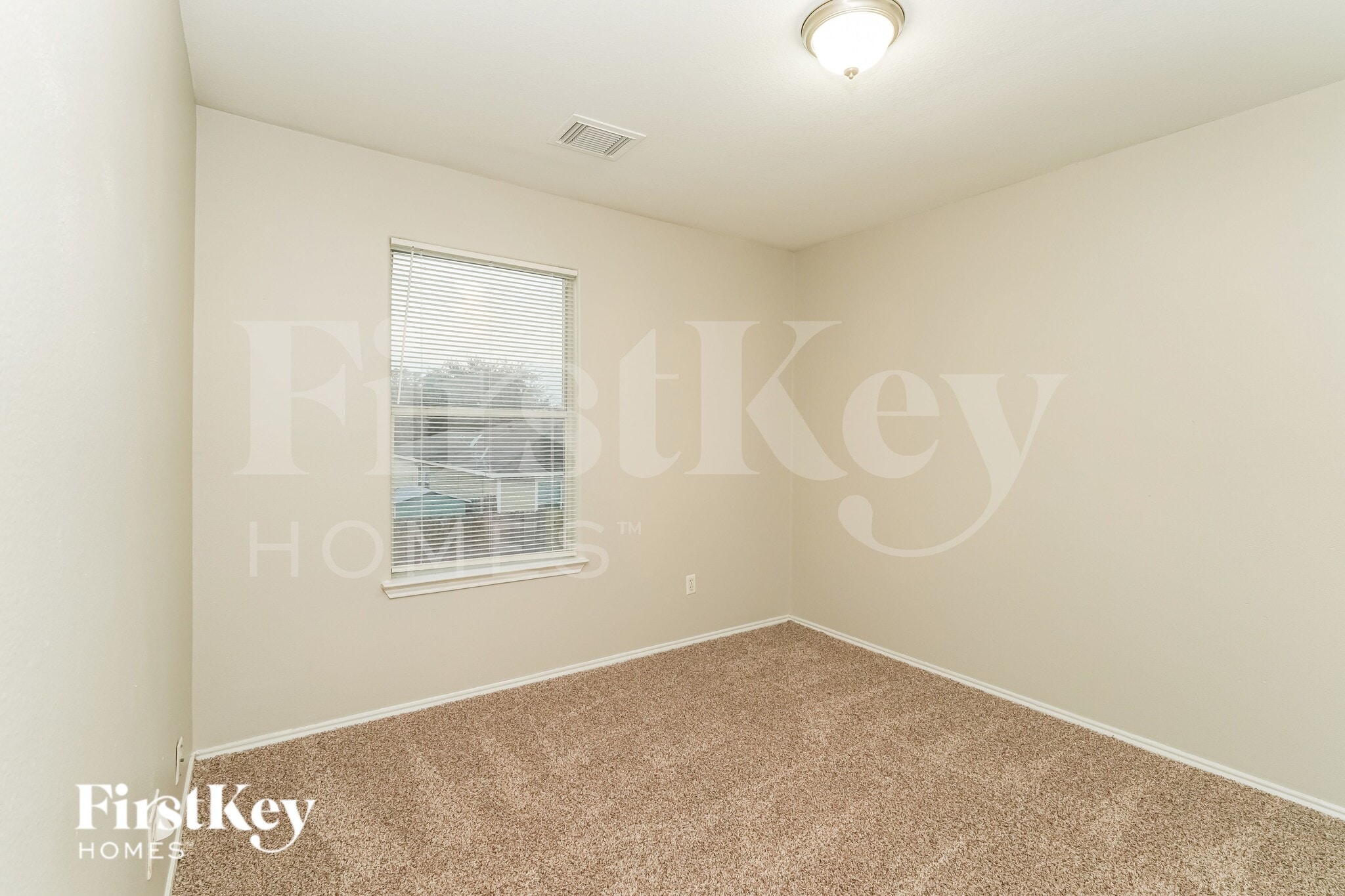 Building Photo - 2026 Cold River Dr