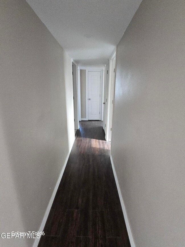 Building Photo - 8051 Algerita Ct