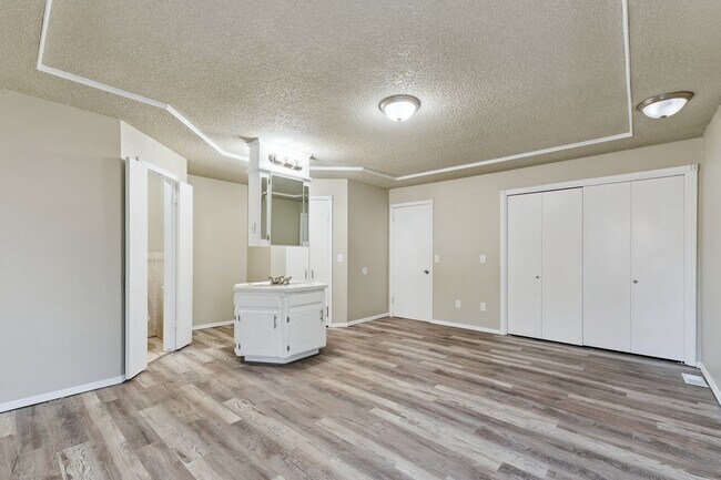 Building Photo - newly renovated 3 bed house in NW OKC