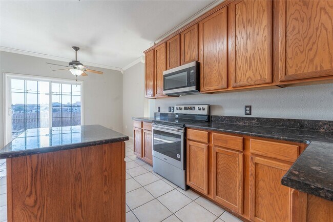 Building Photo - 5028 Senator Dr