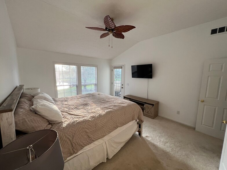 Building Photo - 3148 Benwick Dr