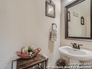 Building Photo - 1802 Laivita Mist