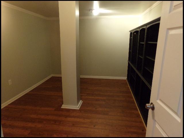 Building Photo - 1601 Garland Ave