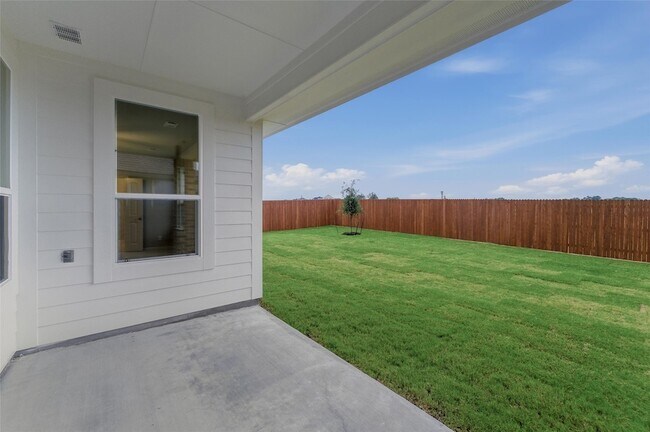 Building Photo - 1329 Frio Dr