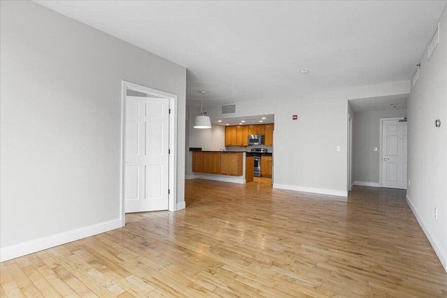 Building Photo - 110 Cypress St