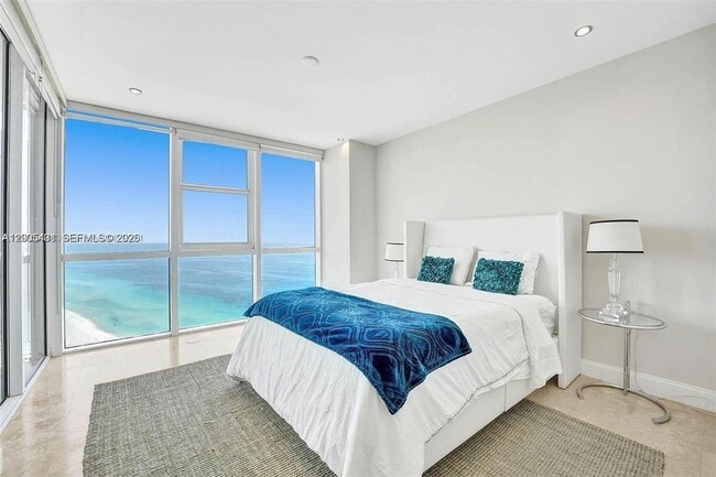 Building Photo - 18201 Collins Ave