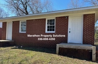 Building Photo - 904 Richland St