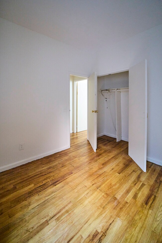 Building Photo - 248 Madison St