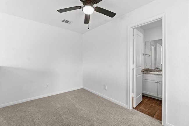 Building Photo - 16367 Jasmine Marie Pl