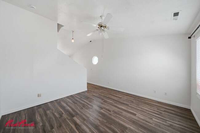Building Photo - 1058 N 1340 W Cir