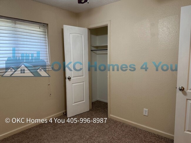 Building Photo - 3 Bedroom, 1 Bathroom Home in Bethany