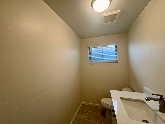 Building Photo - Newley Renovated Four-Bedroom Home