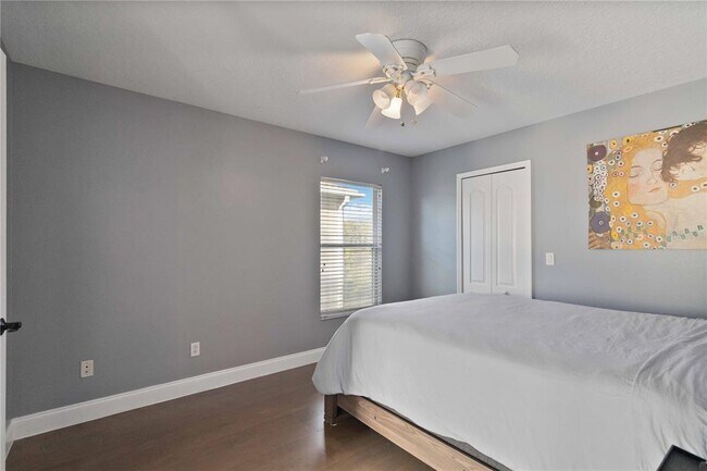 Building Photo - 9797 Portofino Dr