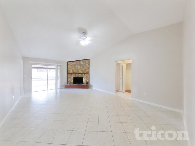 Building Photo - 711 Climate Dr