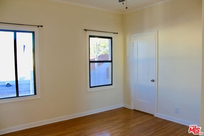 Building Photo - 1239 S Hudson Ave