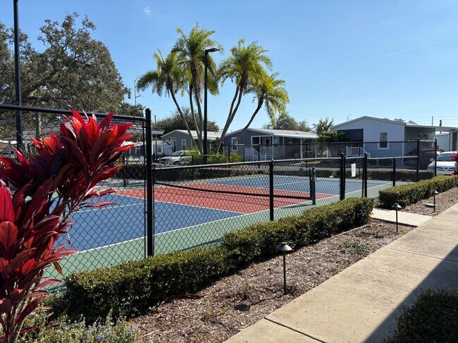 Building Photo - 55+ Gated Mobile Home Community