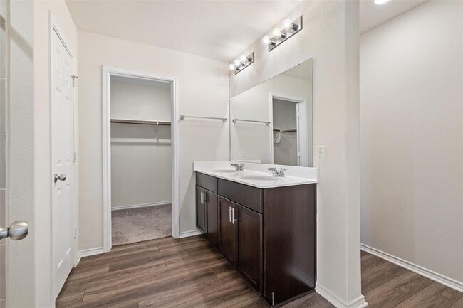 Building Photo - 201 Katie Elder Dr