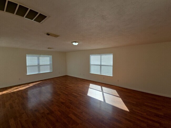 Building Photo - 21802 Westfield Ridge Dr