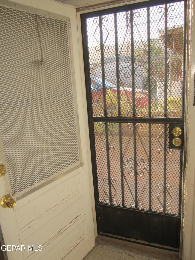 Building Photo - 3606 Taylor Ave