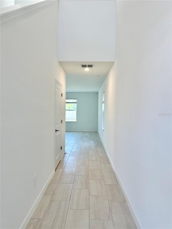 Building Photo - 17761 Pleasantview Blvd