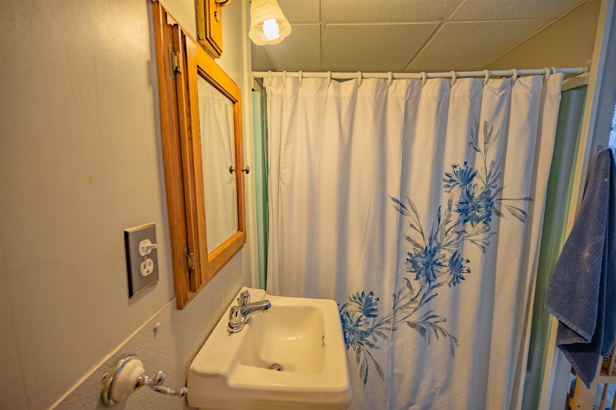 Living Room - 18 Eastern Ave