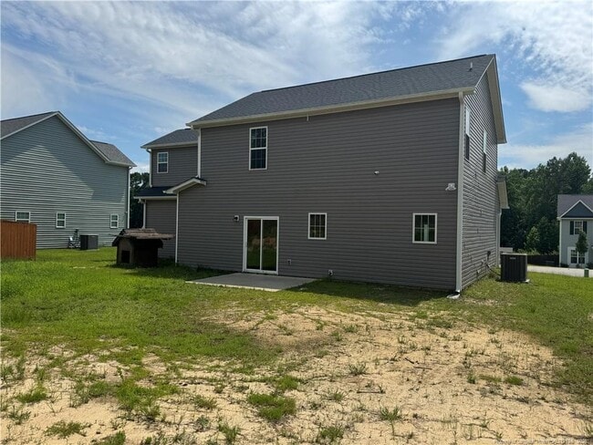 Building Photo - 185 Ledgebrook Ln