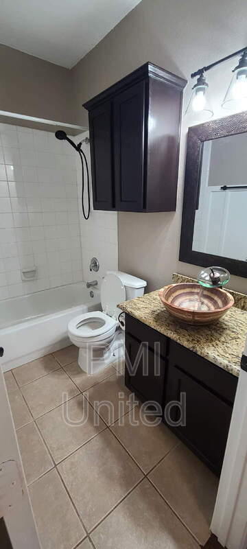 Building Photo - 3109 Blake St