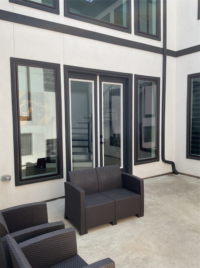 Building Photo - 4831 Summer Pl Ct