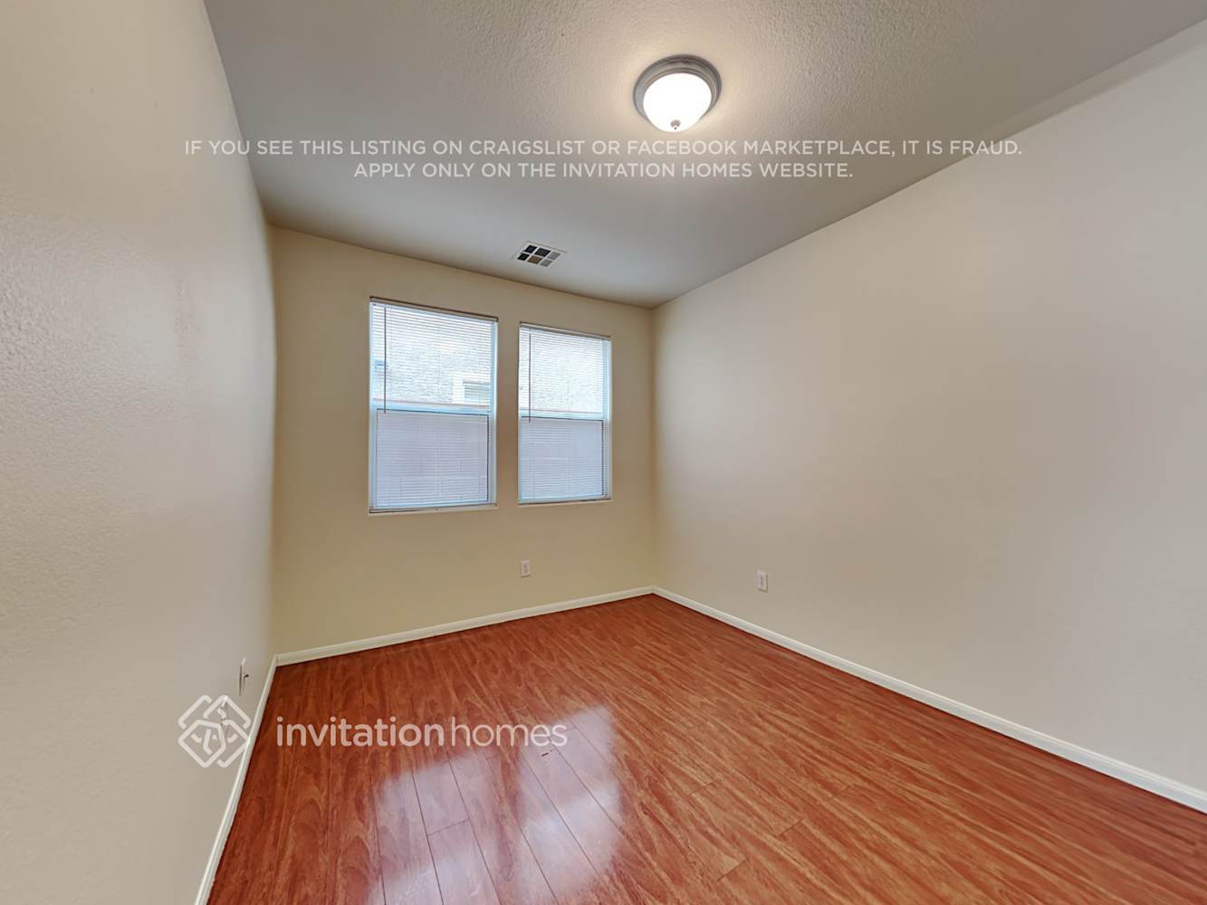 Building Photo - 2609 Courlan Dr