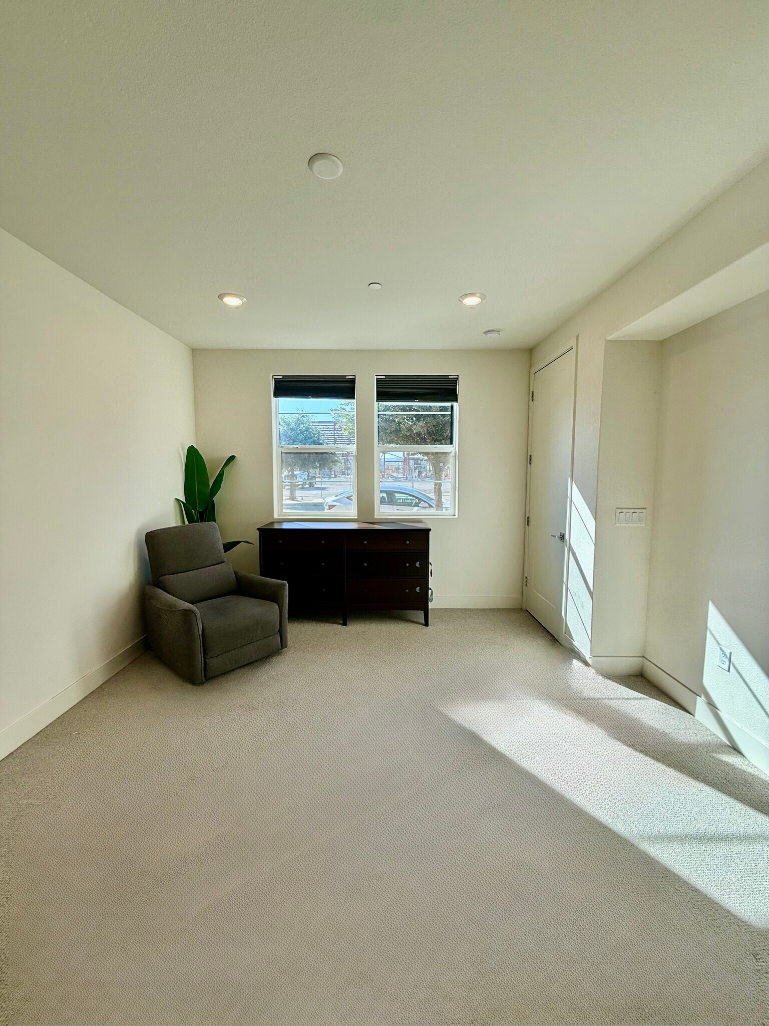 Building Photo - 5750 Greige Cir